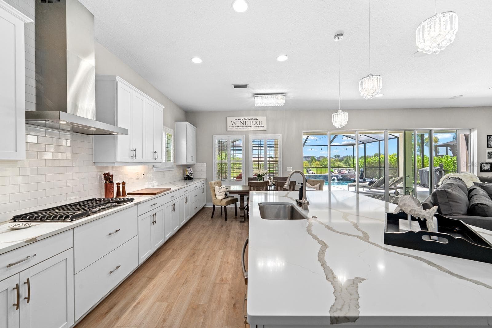 7631 PARADISO DRIVE — photo 15 of 46
