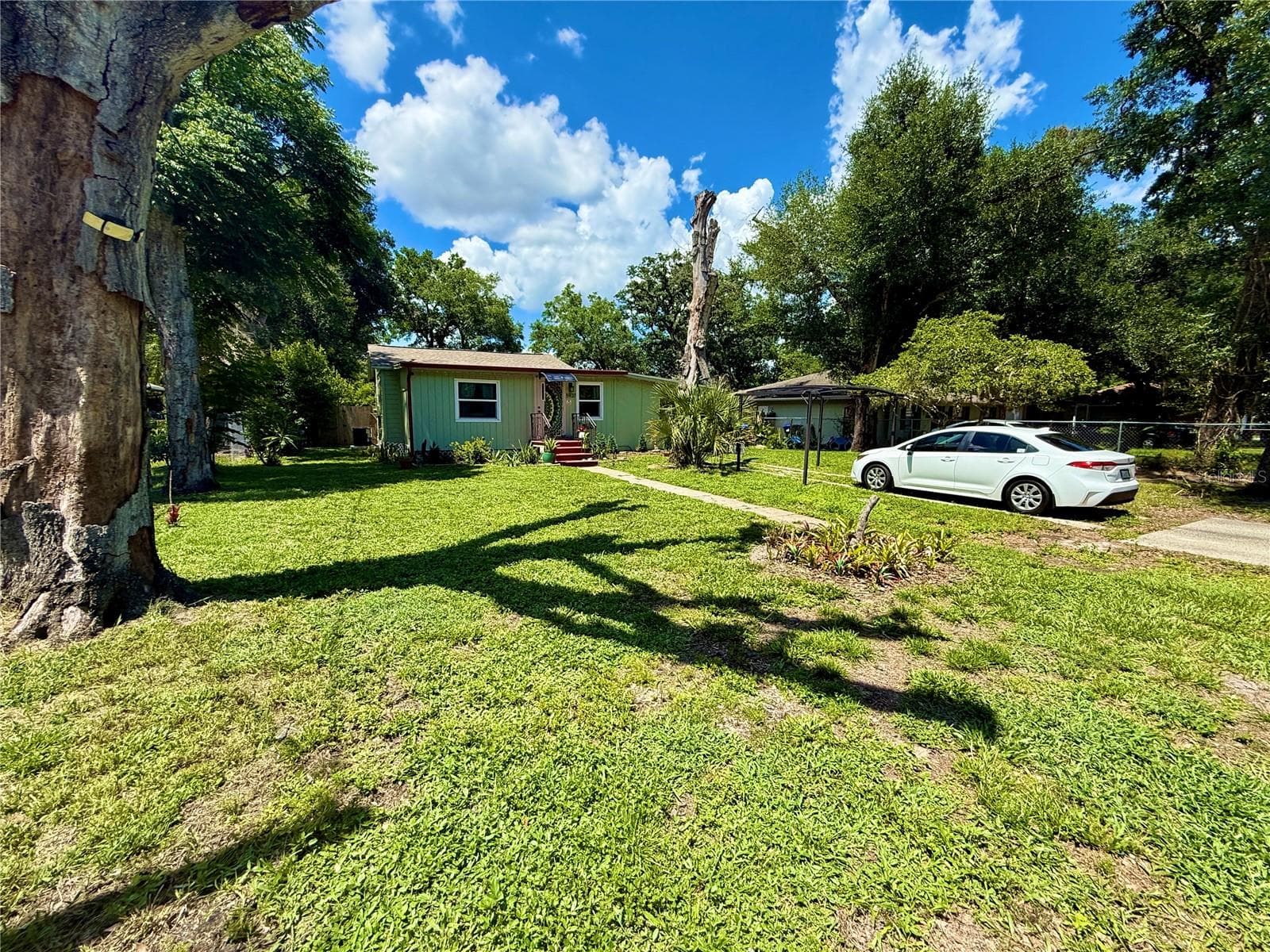 5937 UONA AVENUE — photo 1 of 19