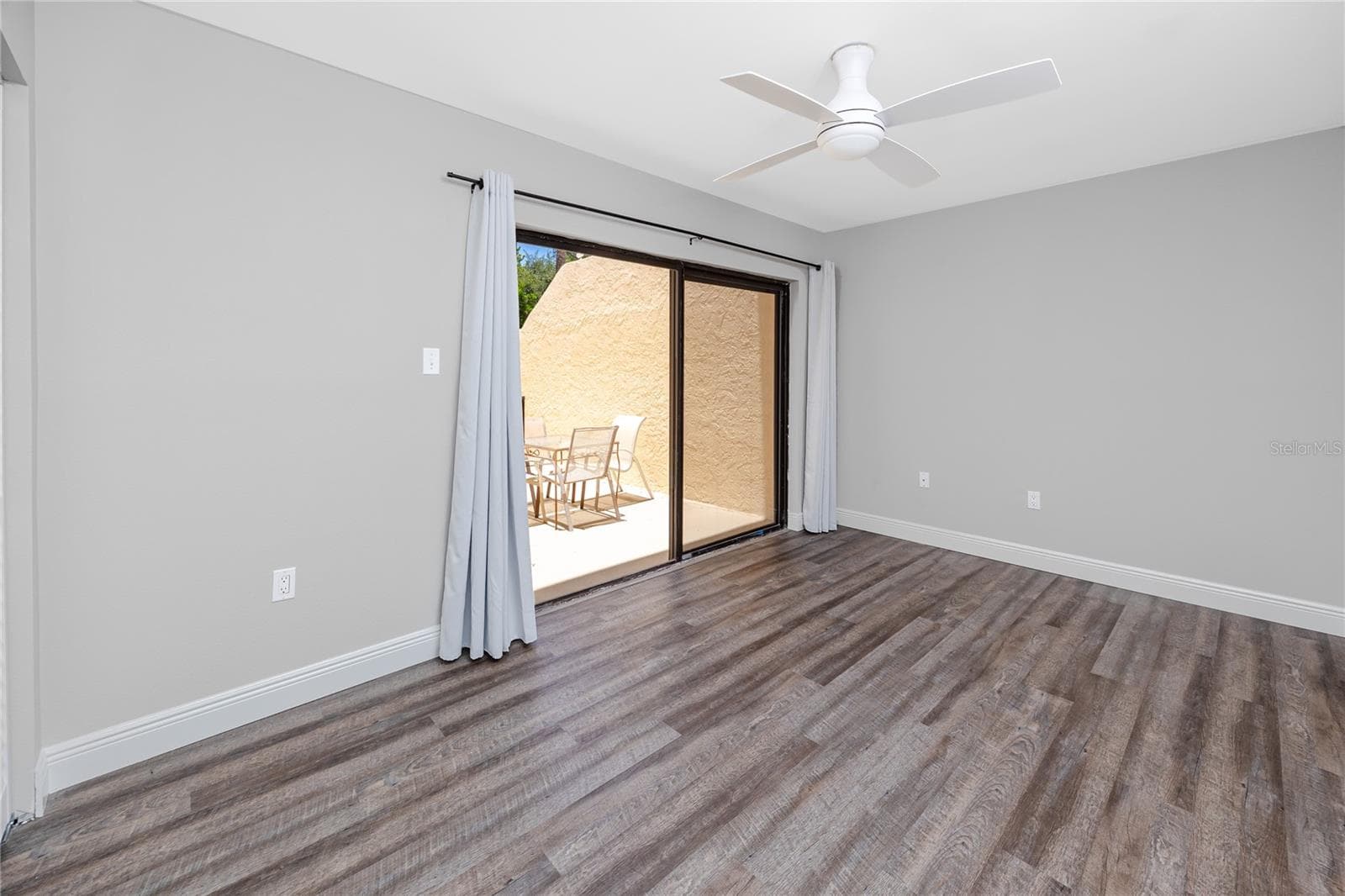 7510 SUNSHINE SKYWAY LANE — photo 30 of 61