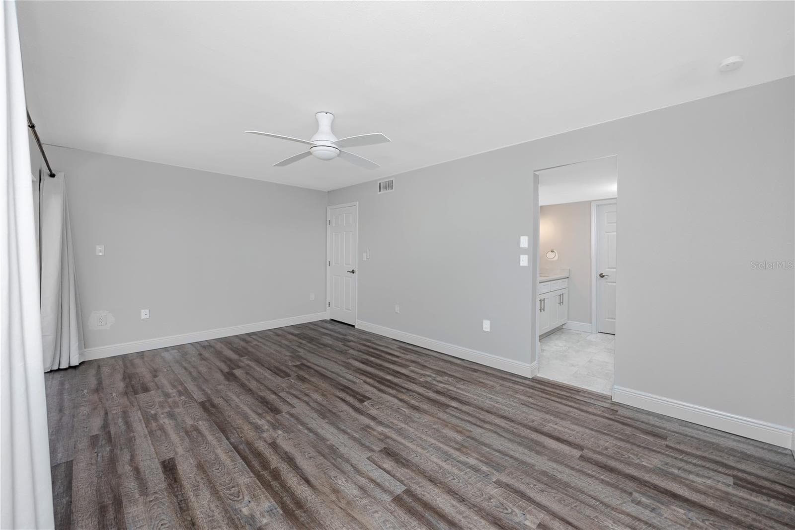 7510 SUNSHINE SKYWAY LANE — photo 26 of 61