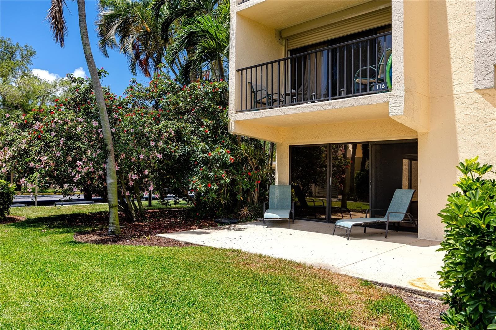 7510 SUNSHINE SKYWAY LANE — photo 39 of 61