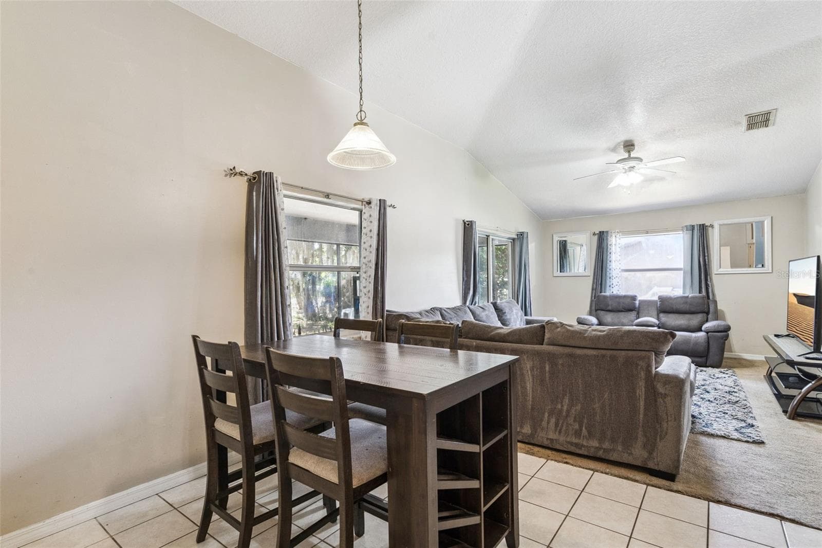 11526 HUGGINS STREET — photo 5 of 24