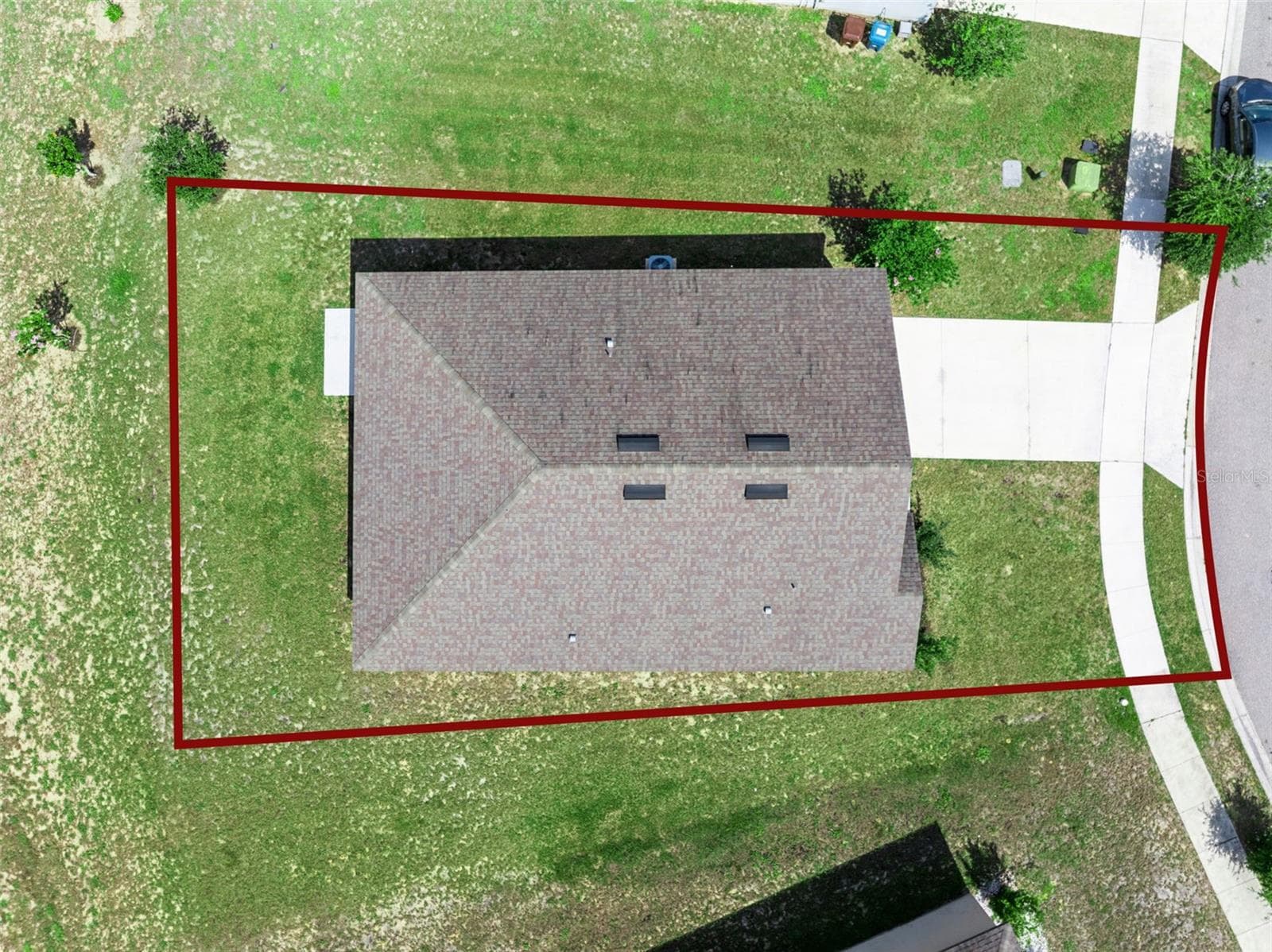 409 STILLWATER LANE — photo 31 of 32