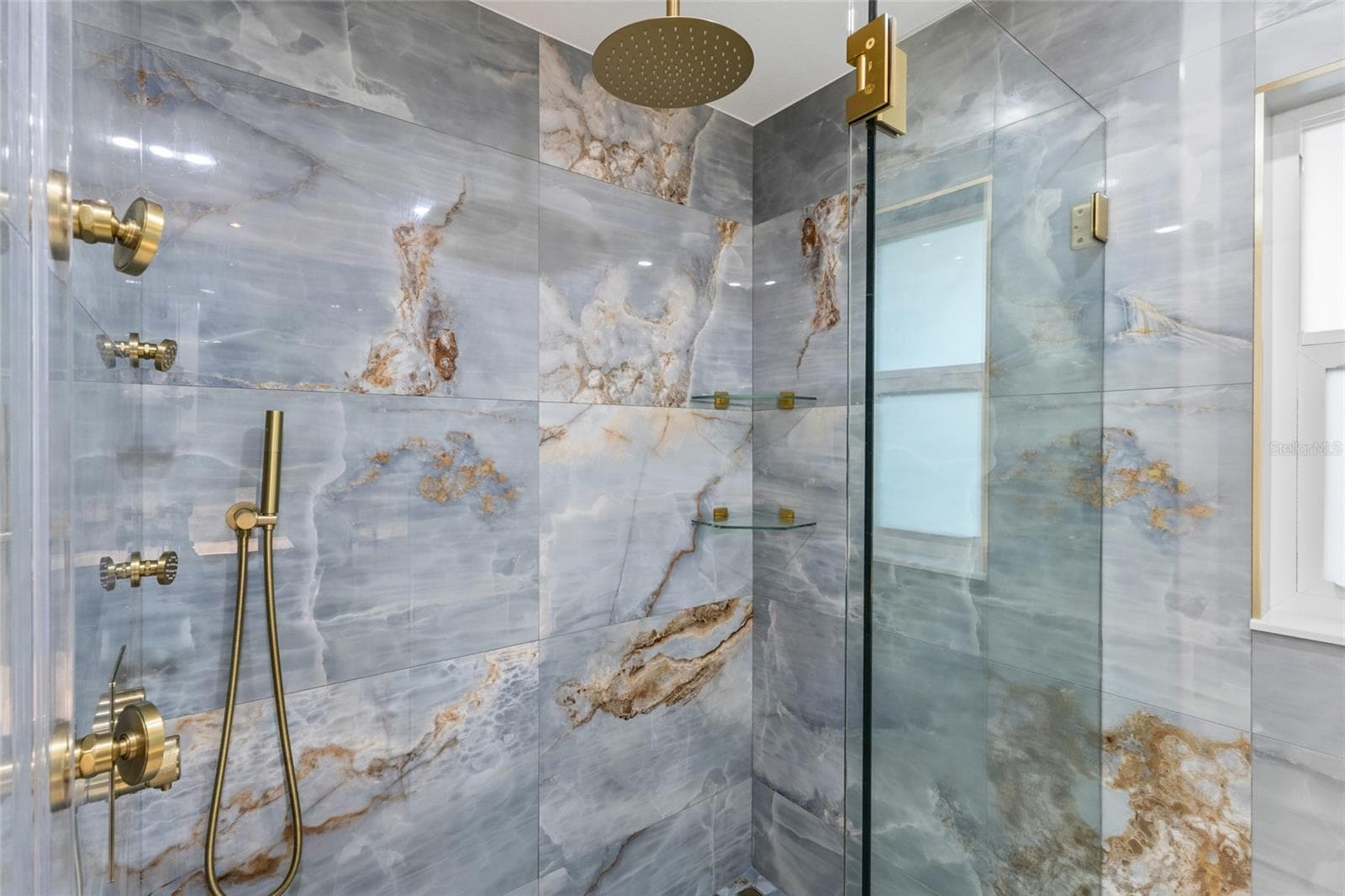 12508 BACCHUS ROAD — photo 14 of 39