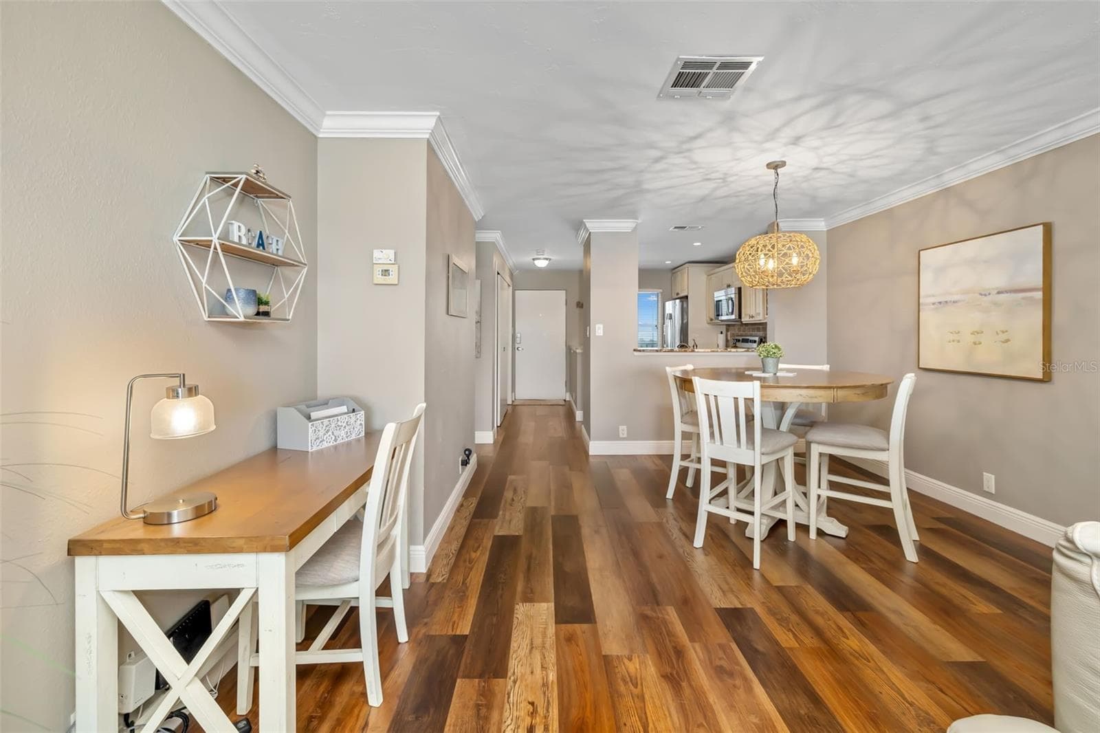 8911 MIDNIGHT PASS ROAD — photo 13 of 67
