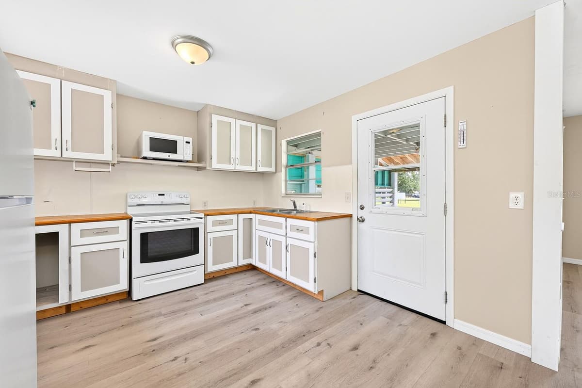 2354 HARRY T MOORE AVENUE — photo 16 of 45