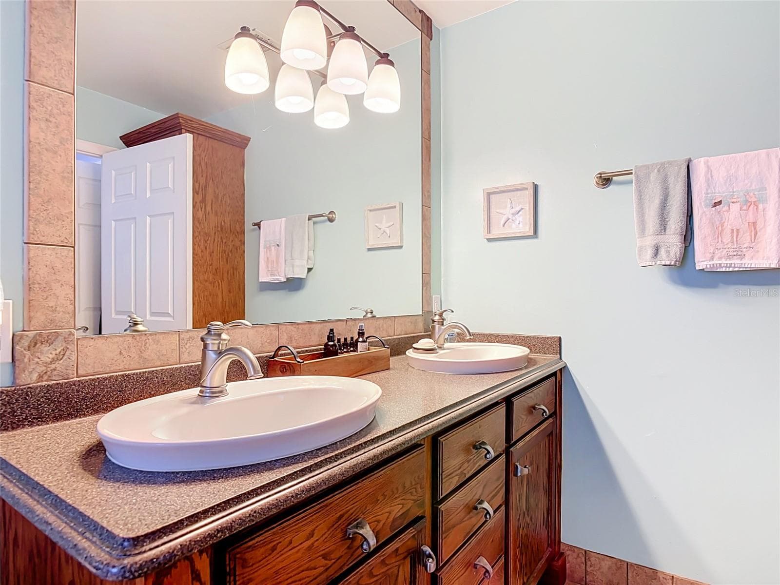 1412 BEACON STREET — photo 26 of 59