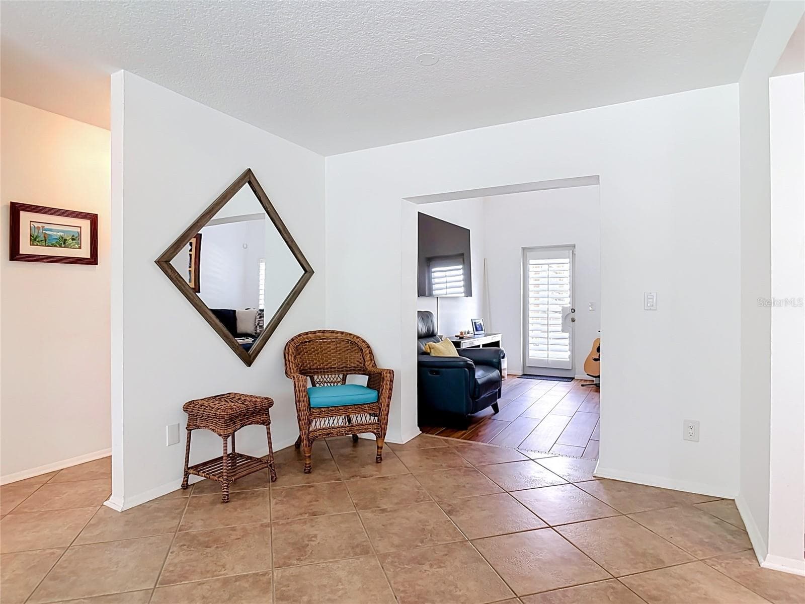 1412 BEACON STREET — photo 9 of 59