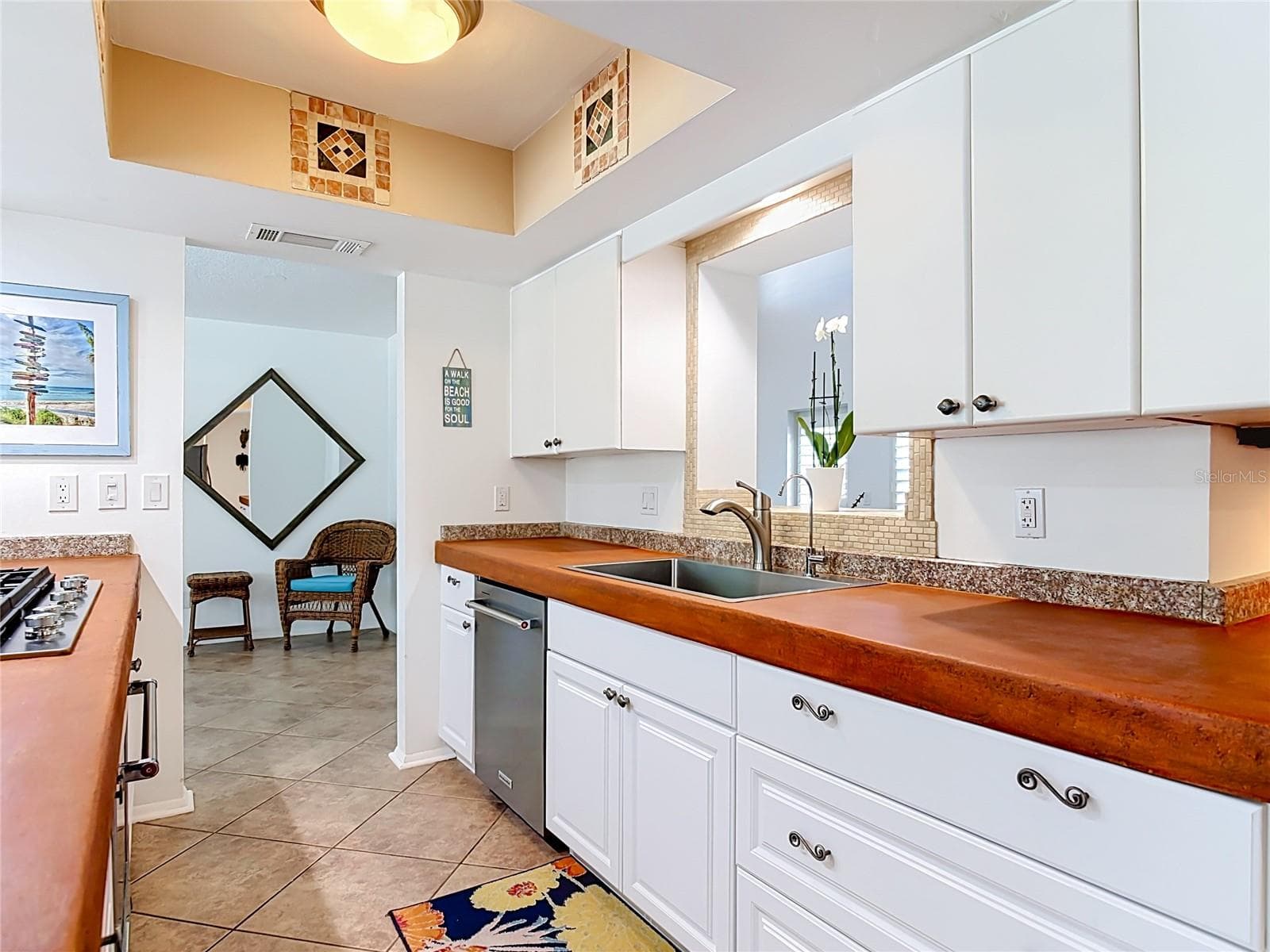 1412 BEACON STREET — photo 15 of 59