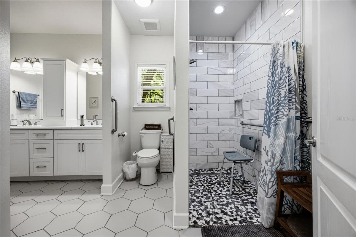 7517 221ST STREET — photo 45 of 69