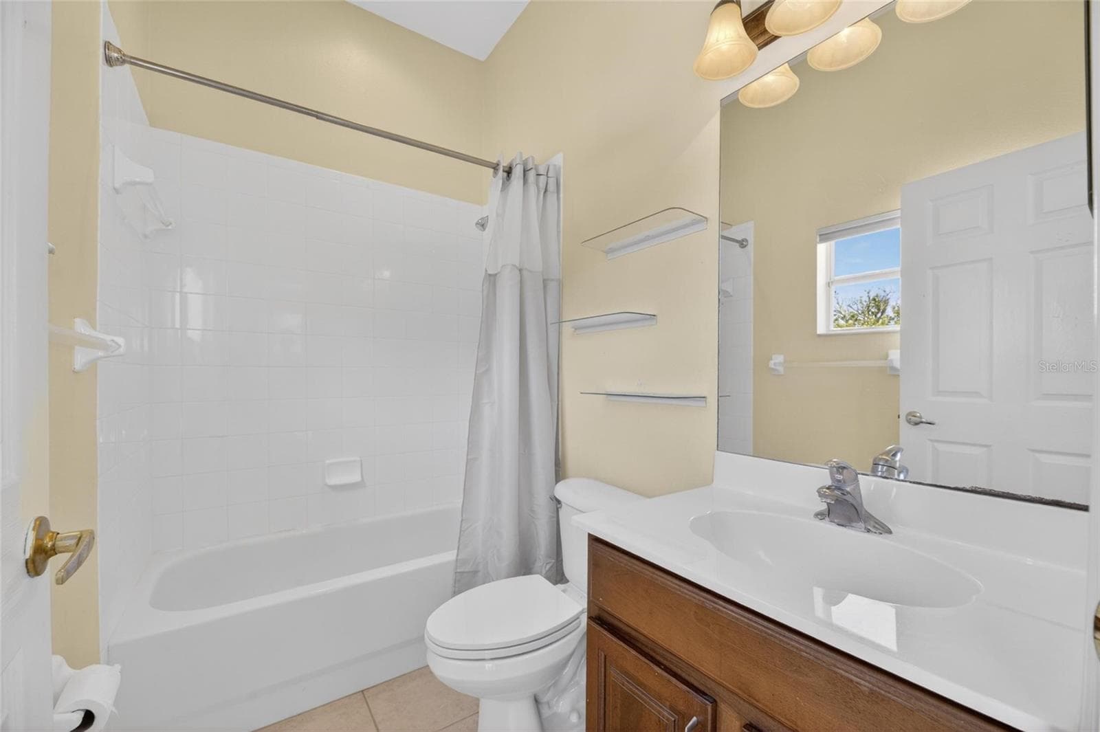 209 FOREST BREEZE AVENUE — photo 34 of 67