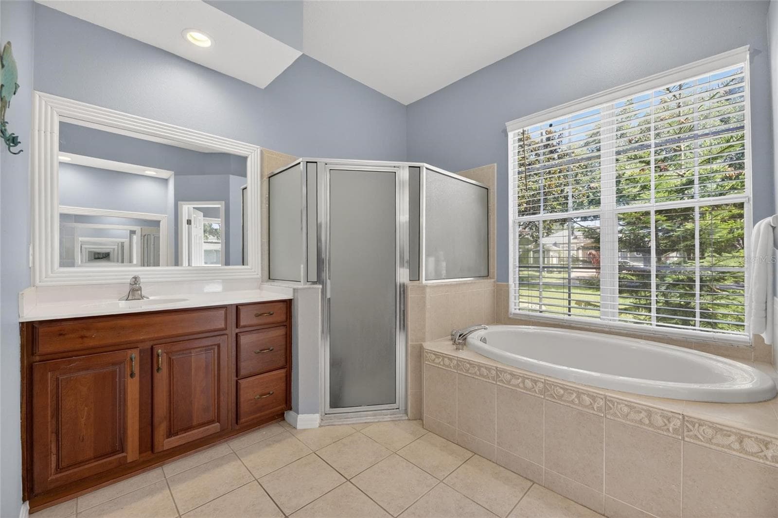 209 FOREST BREEZE AVENUE — photo 25 of 67