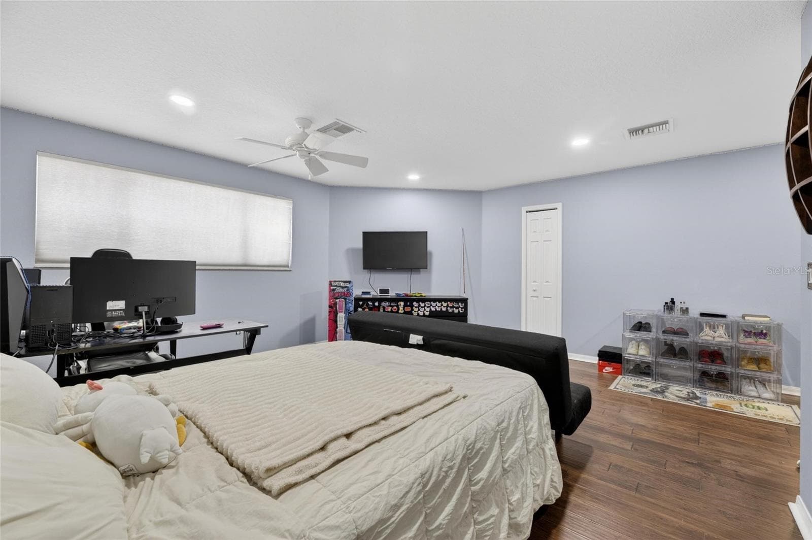 209 FOREST BREEZE AVENUE — photo 38 of 67