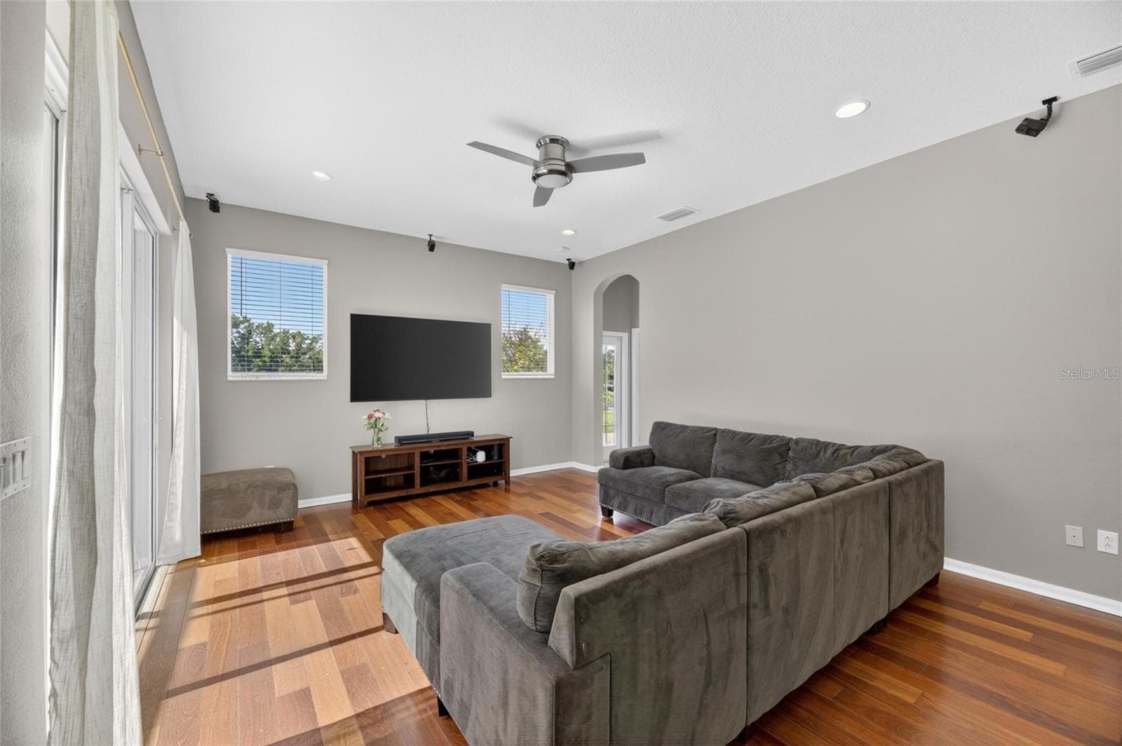 209 FOREST BREEZE AVENUE — photo 14 of 67