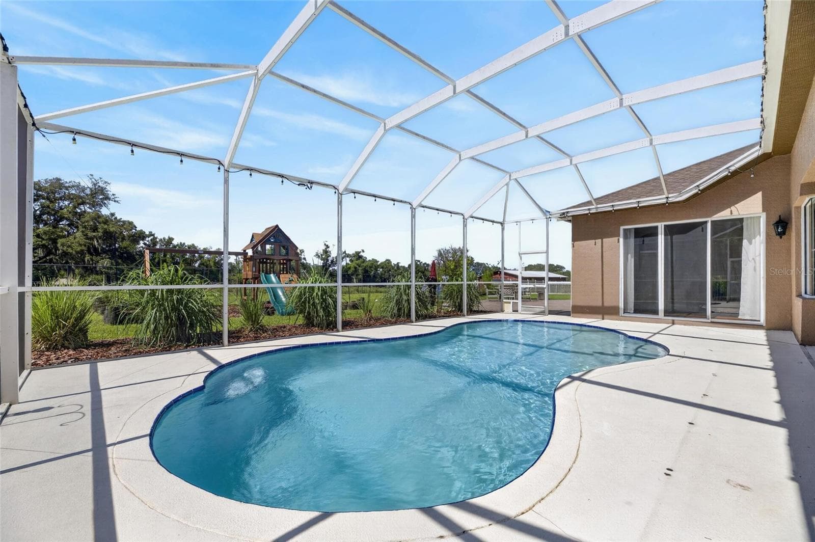 209 FOREST BREEZE AVENUE — photo 48 of 67