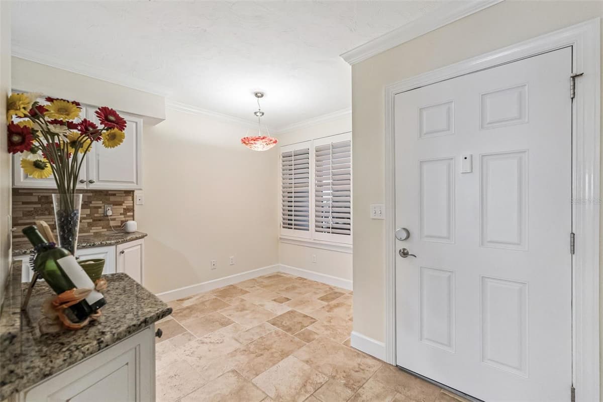 4621 ATLANTIC AVENUE — photo 6 of 64