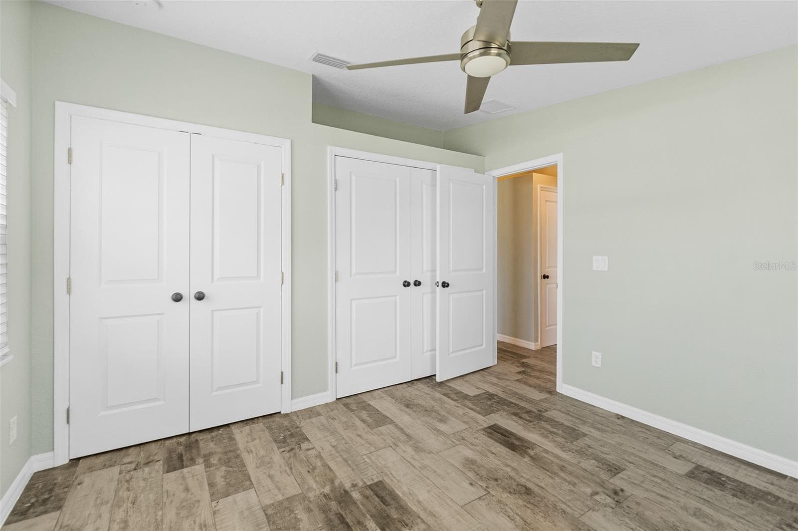 143 AVALON AVENUE — photo 25 of 44