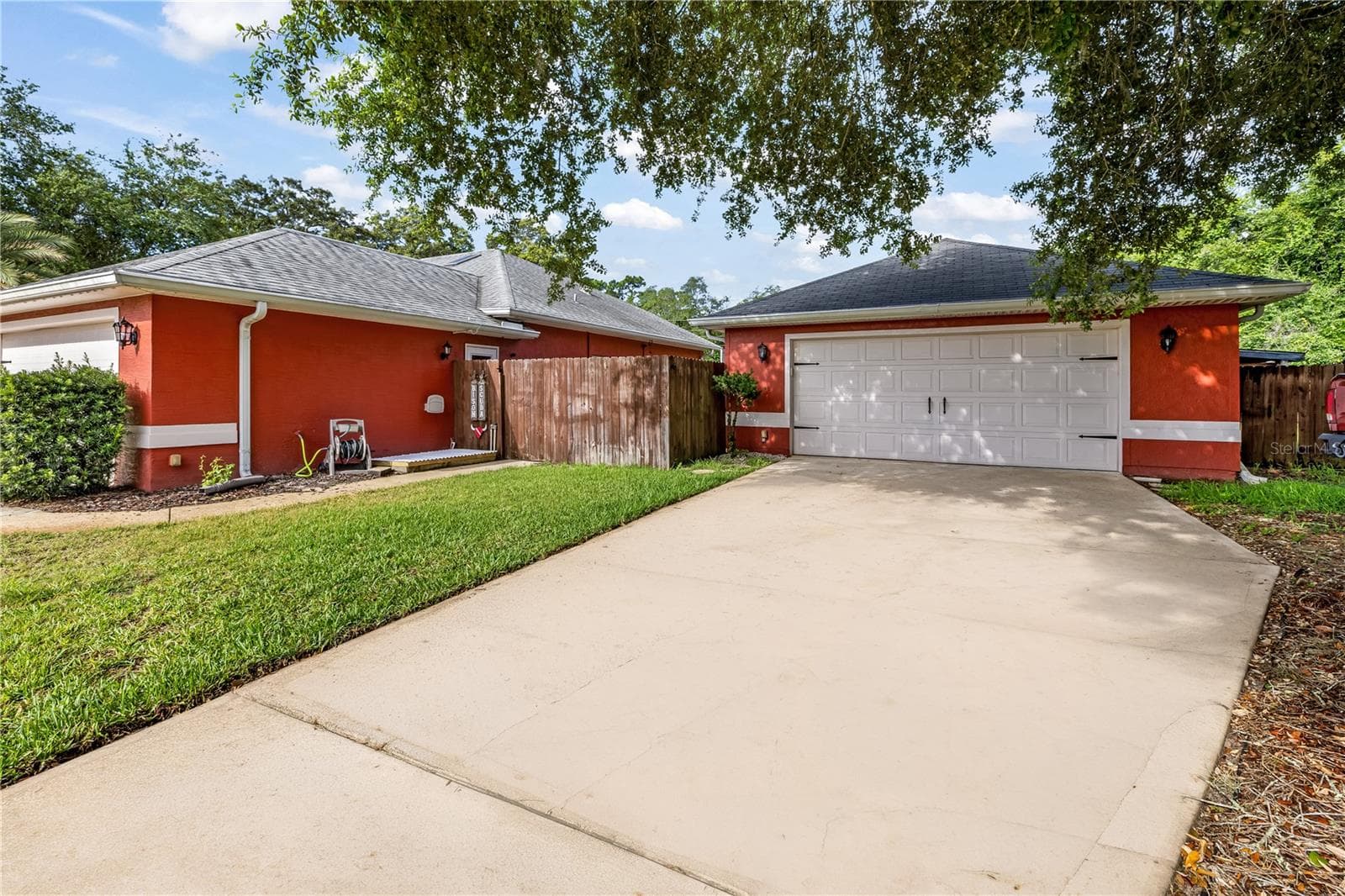 7 FARVER LANE — photo 2 of 43