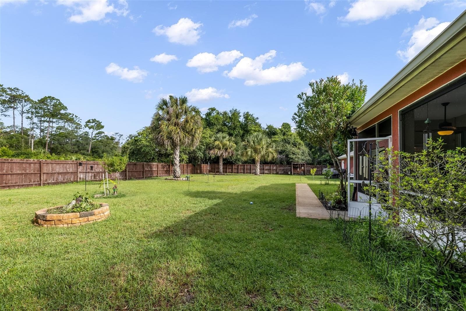 7 FARVER LANE — photo 8 of 43