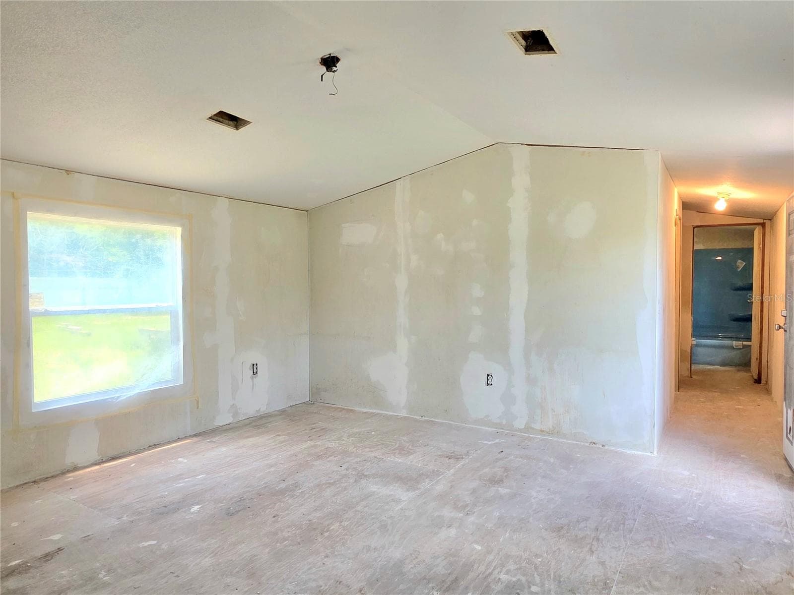 8443 HAMSTER DRIVE — photo 24 of 31