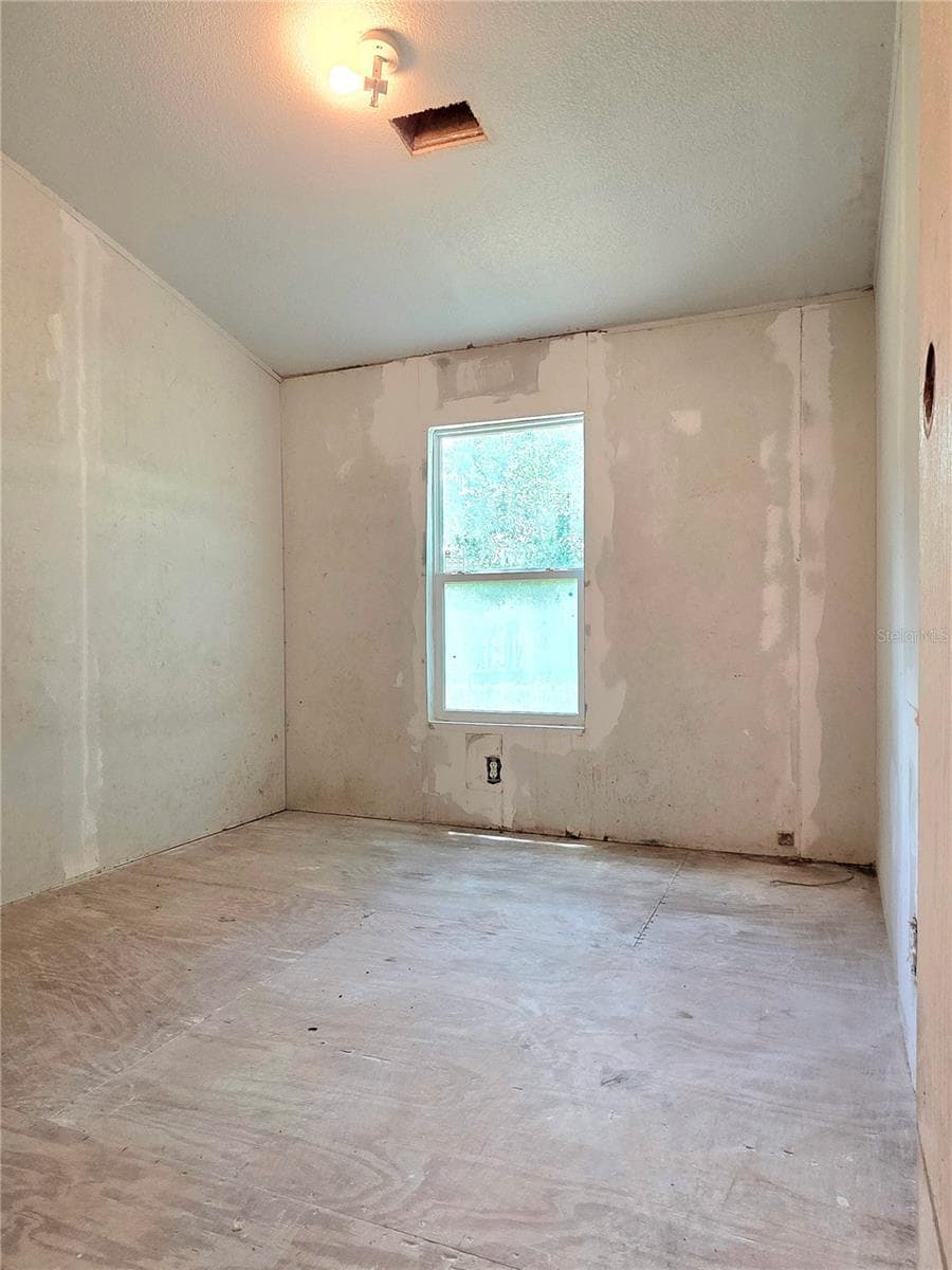 8443 HAMSTER DRIVE — photo 26 of 31