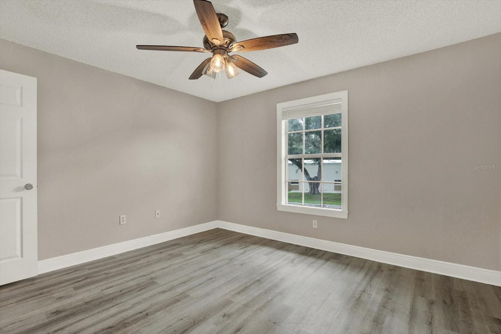 308 LAKE PARSONS GREEN — photo 16 of 36