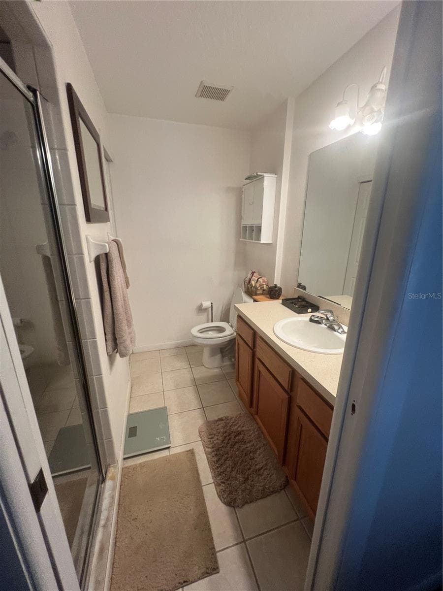 1120 MARY STREET — photo 10 of 23
