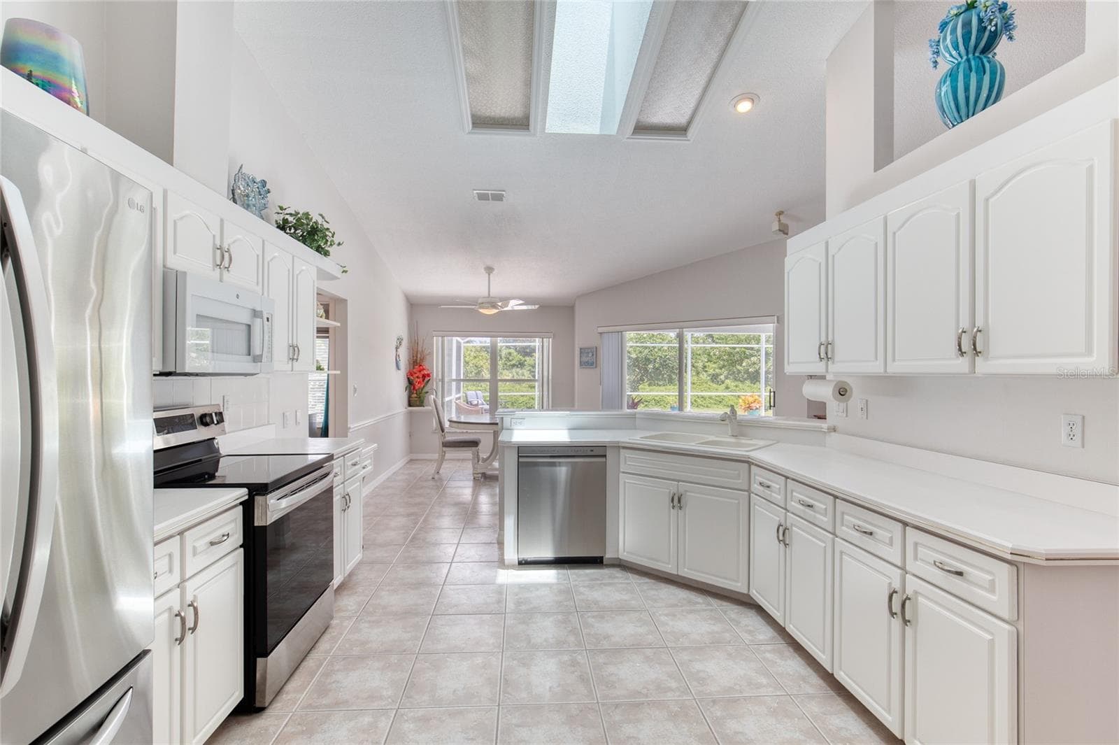 5975 SAWGRASS POINT DRIVE — photo 25 of 65