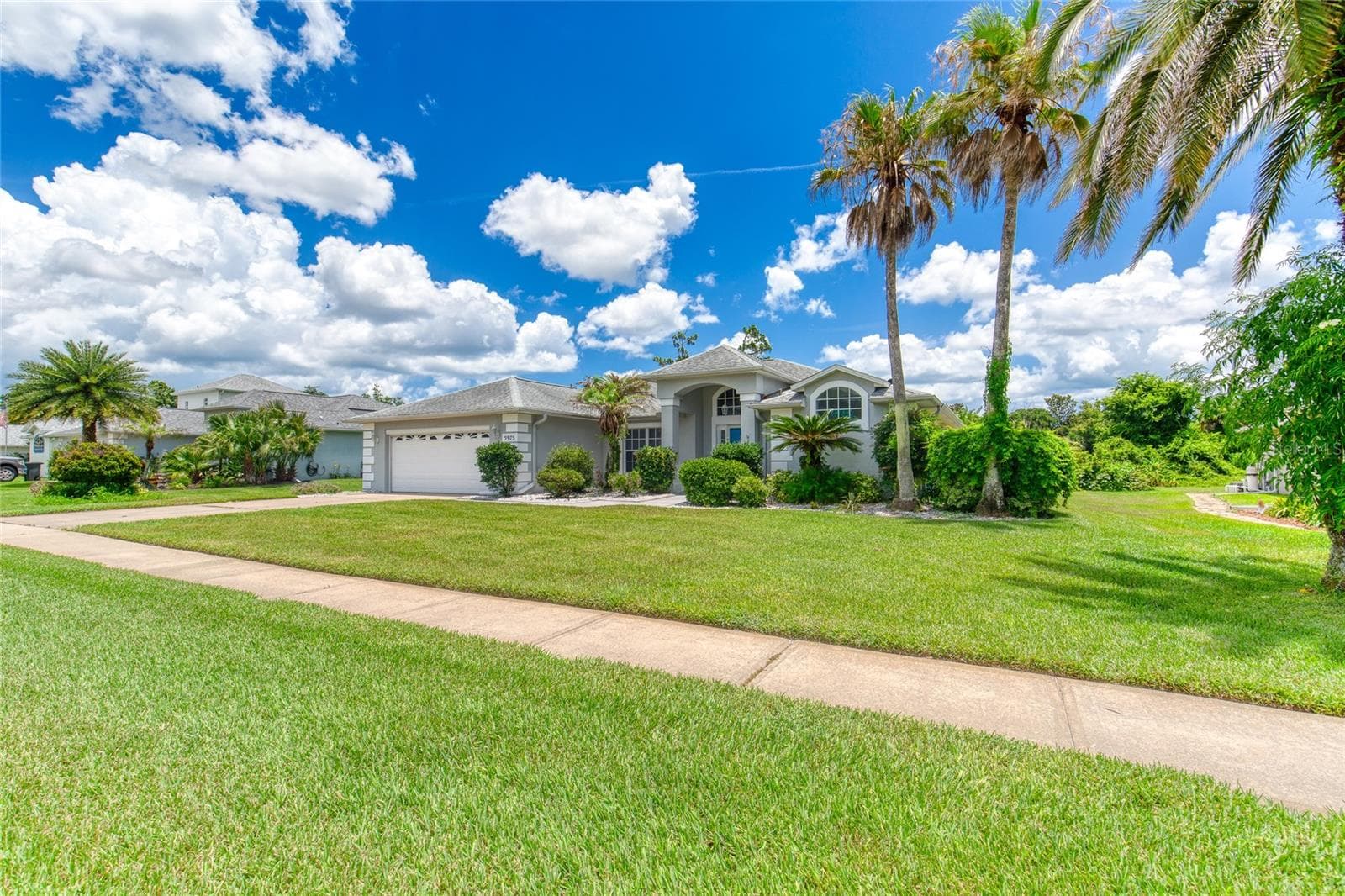 5975 SAWGRASS POINT DRIVE — photo 4 of 65