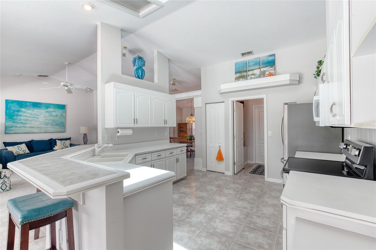 5975 SAWGRASS POINT DRIVE — photo 23 of 65