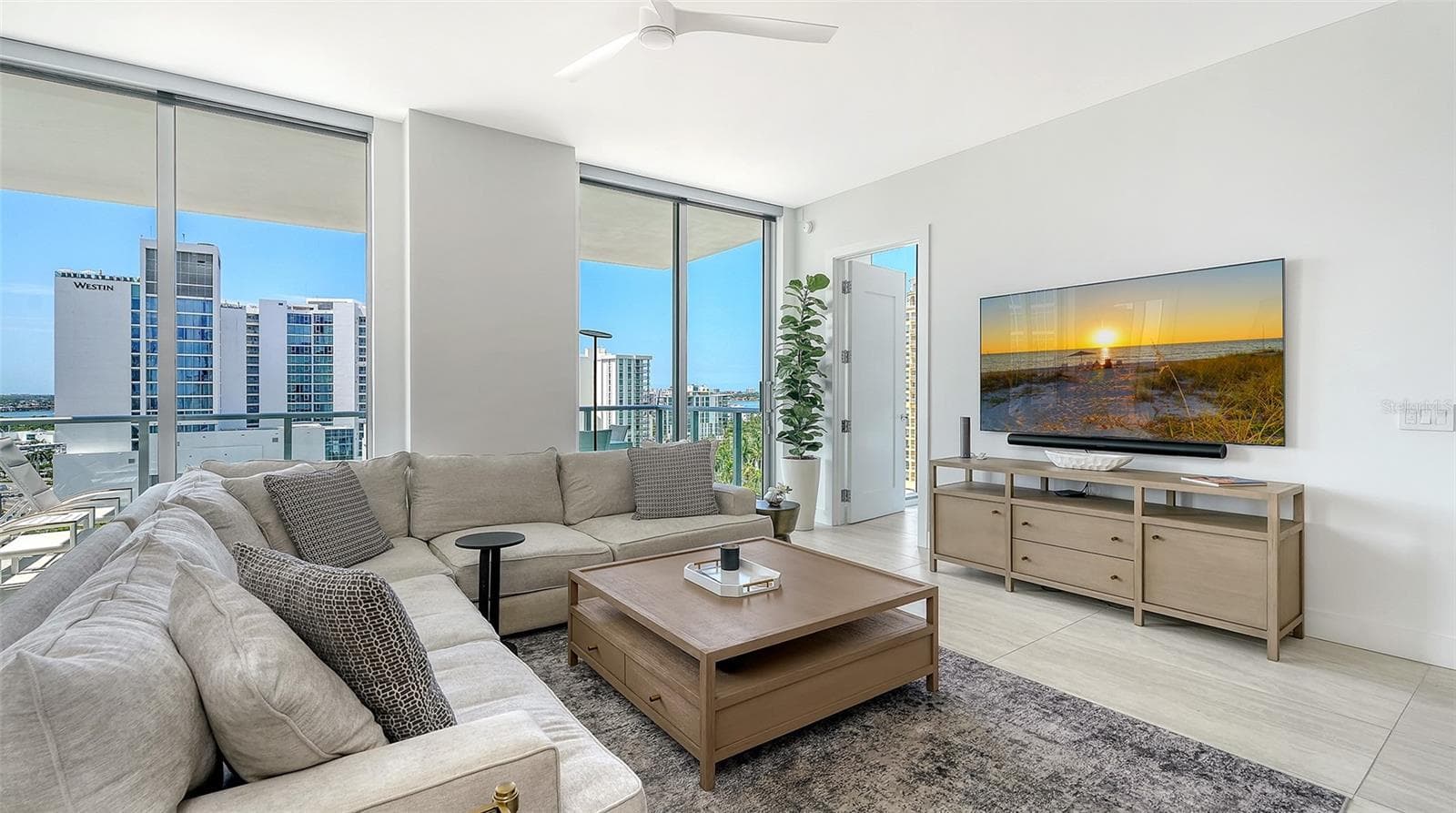 301 QUAY COMMONS — photo 15 of 51