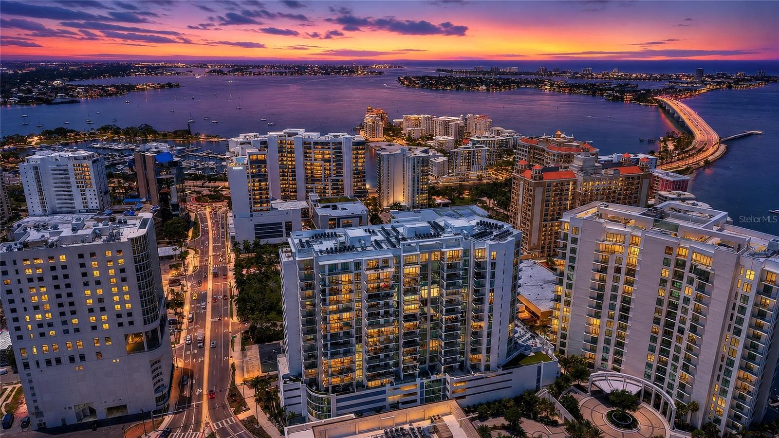 301 QUAY COMMONS — photo 9 of 51