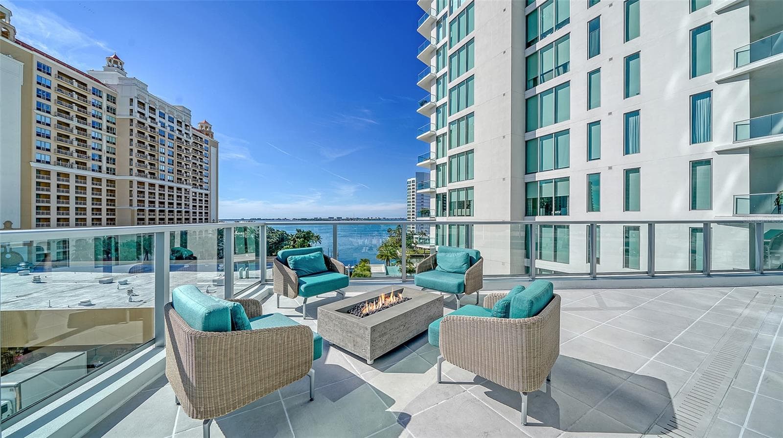 301 QUAY COMMONS — photo 6 of 51