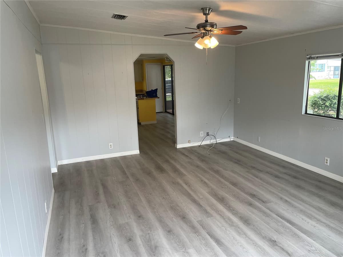 2102 CANOPY CIRCLE — photo 9 of 13
