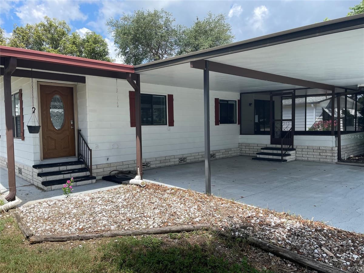 2102 CANOPY CIRCLE — photo 2 of 13