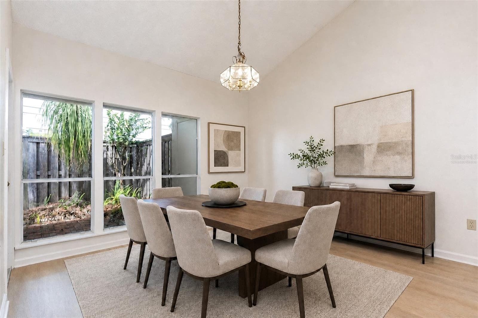 212 SABAL PALM PLACE — photo 6 of 32