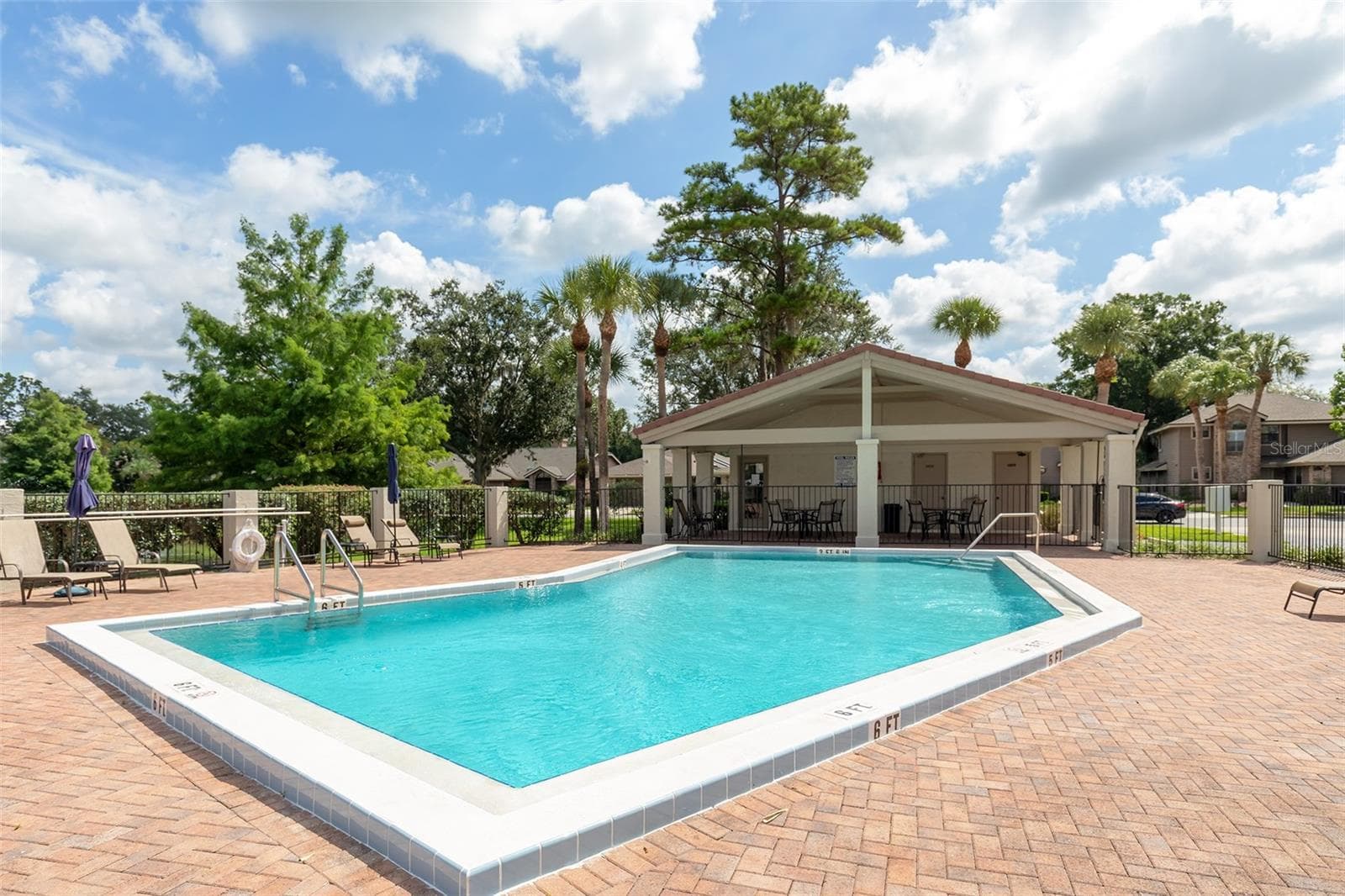 212 SABAL PALM PLACE — photo 30 of 32
