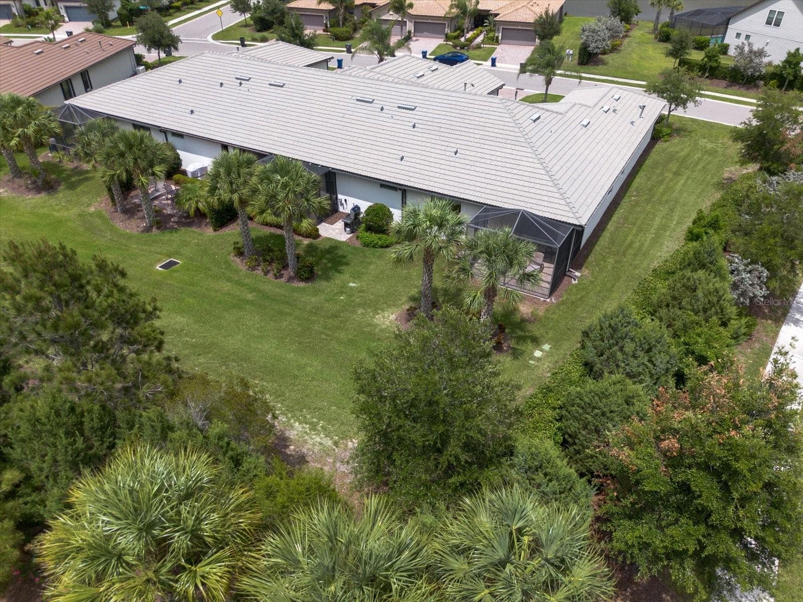 17658 CAMDEN DRIVE — photo 50 of 89