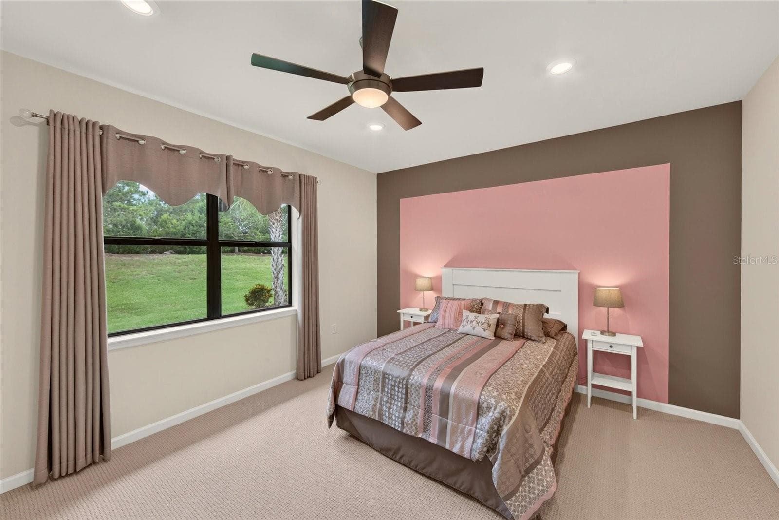 17658 CAMDEN DRIVE — photo 29 of 89