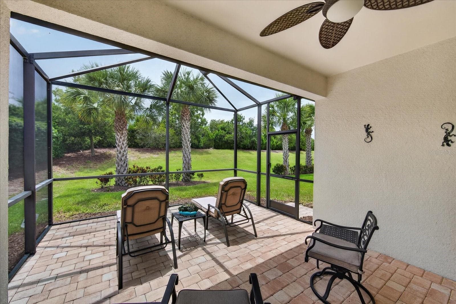 17658 CAMDEN DRIVE — photo 40 of 89