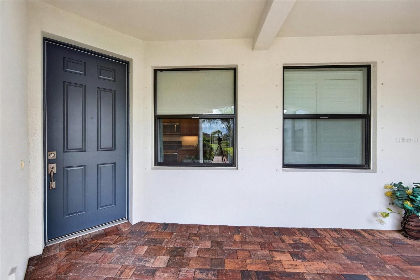 17658 CAMDEN DRIVE — photo 9 of 89