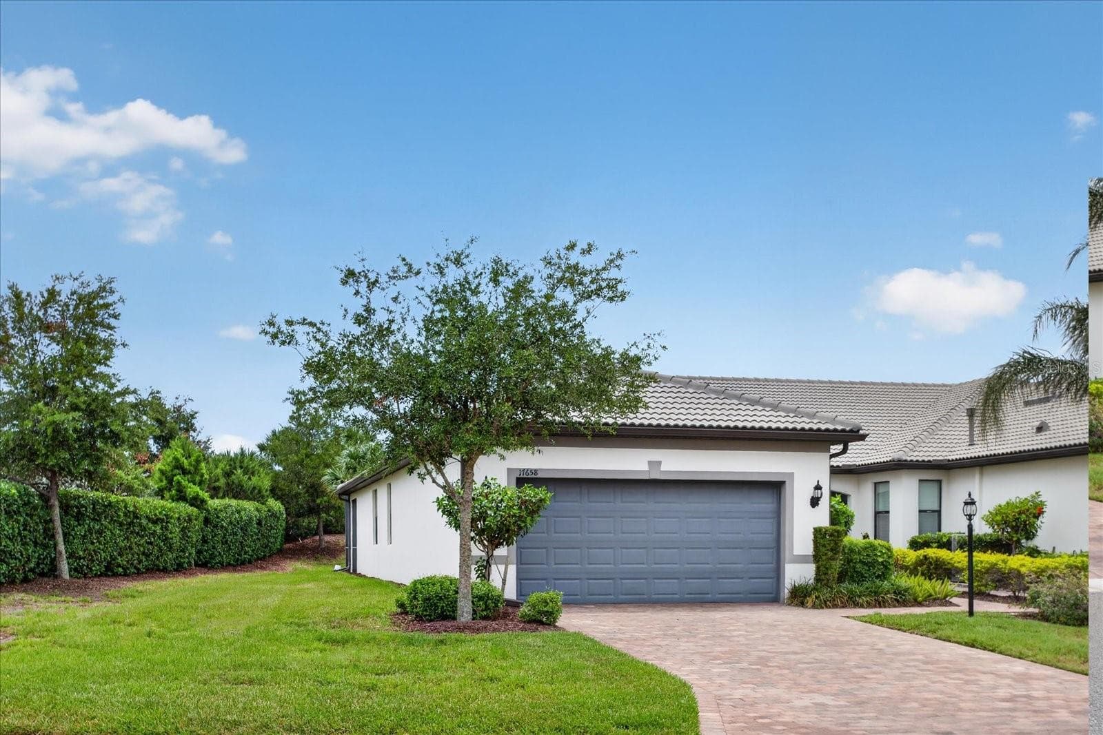 17658 CAMDEN DRIVE — photo 4 of 89