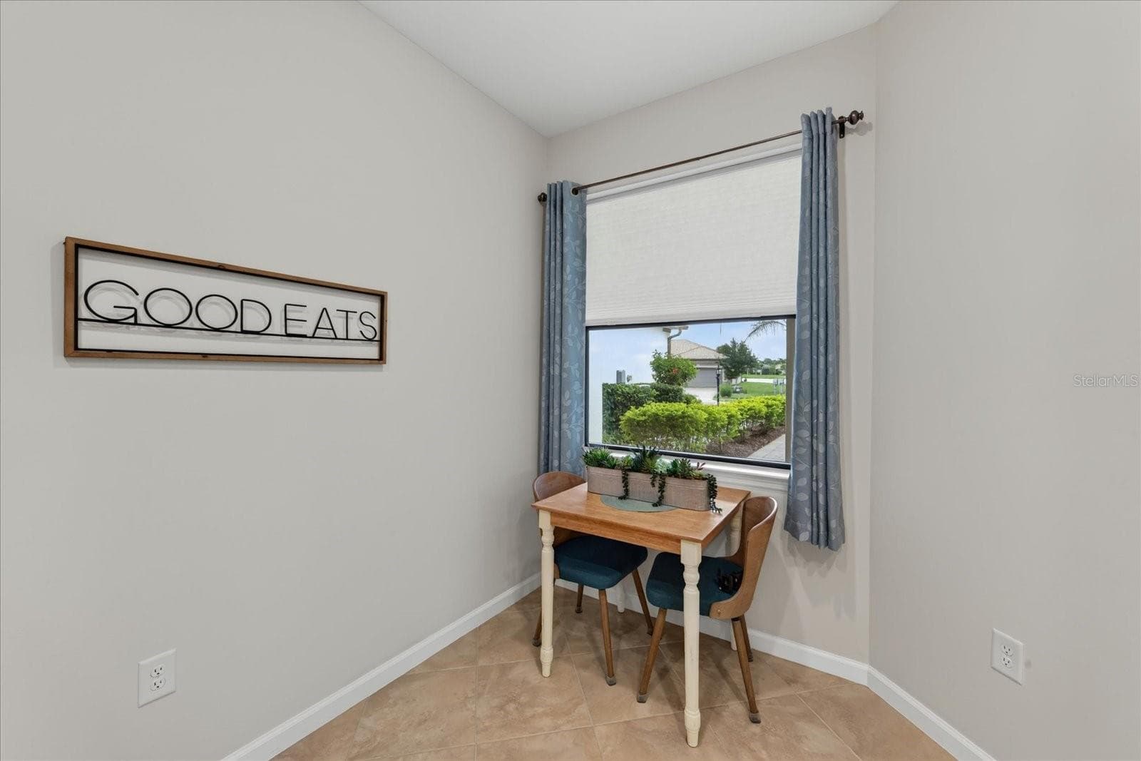 17658 CAMDEN DRIVE — photo 14 of 89