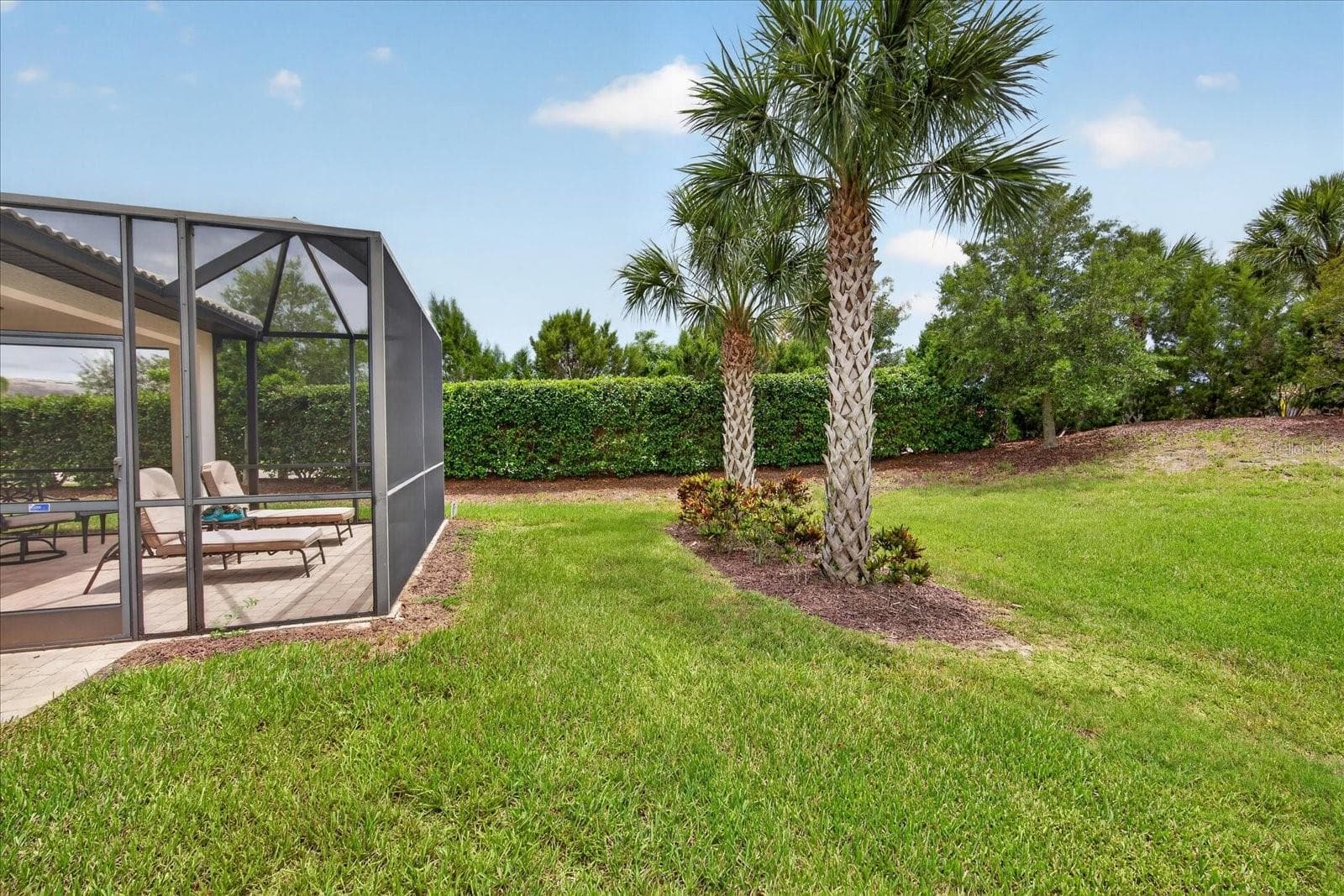 17658 CAMDEN DRIVE — photo 43 of 89