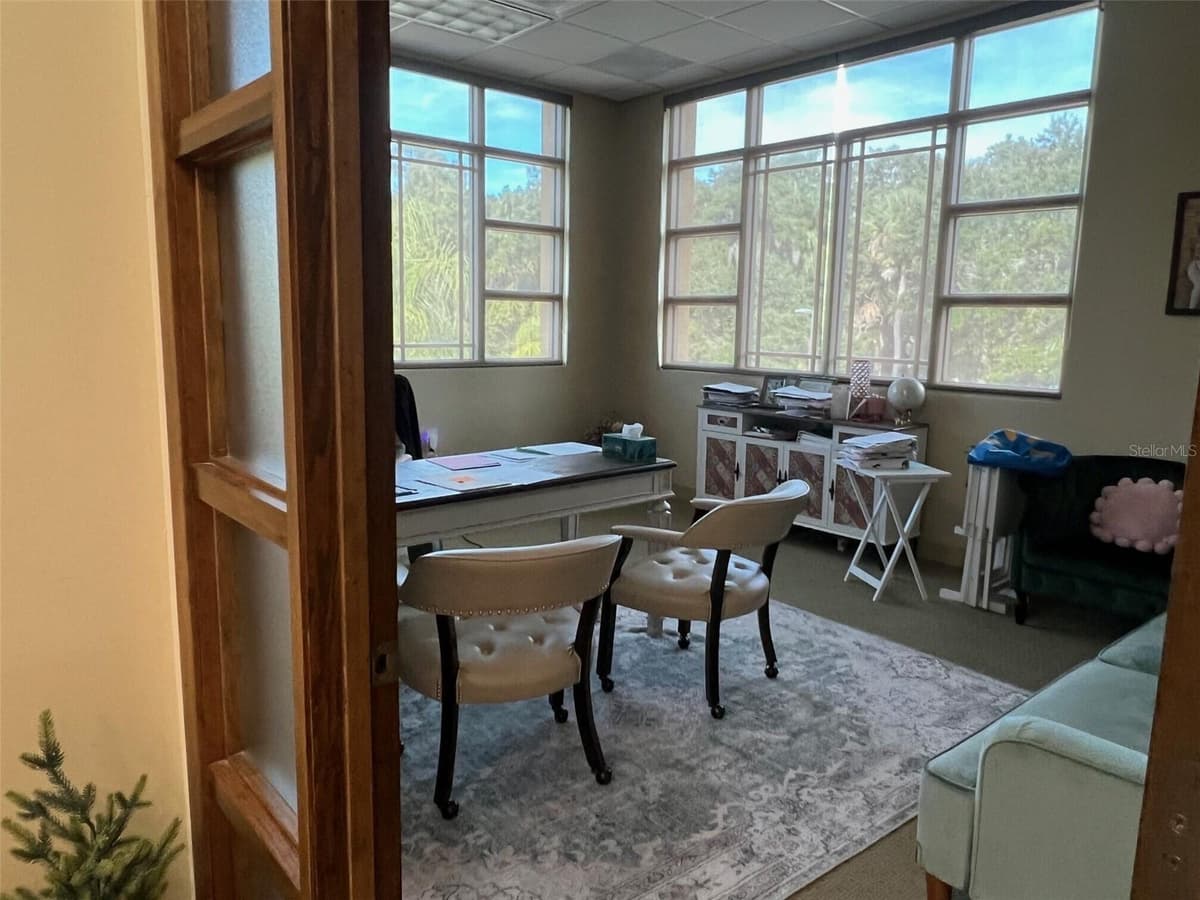 6 MERIDIAN HOME LANE — photo 16 of 23