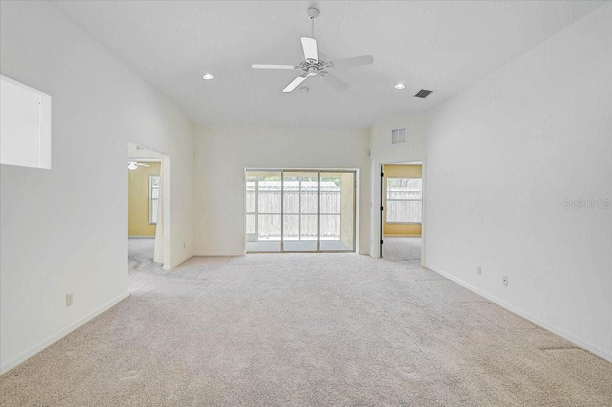 22 CHRISTIE AVENUE — photo 14 of 37