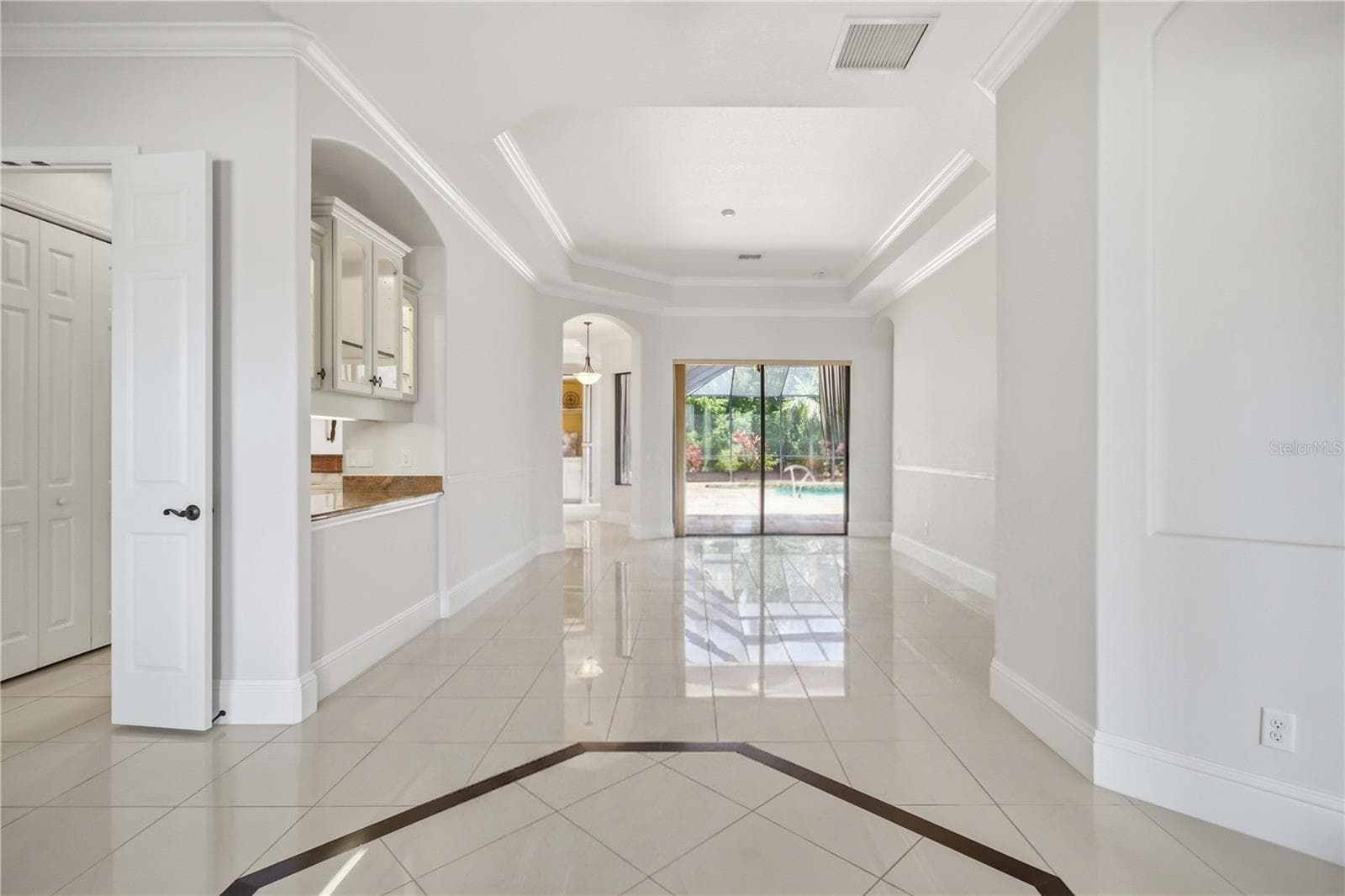 8057 RIO BELLA PLACE — photo 8 of 44