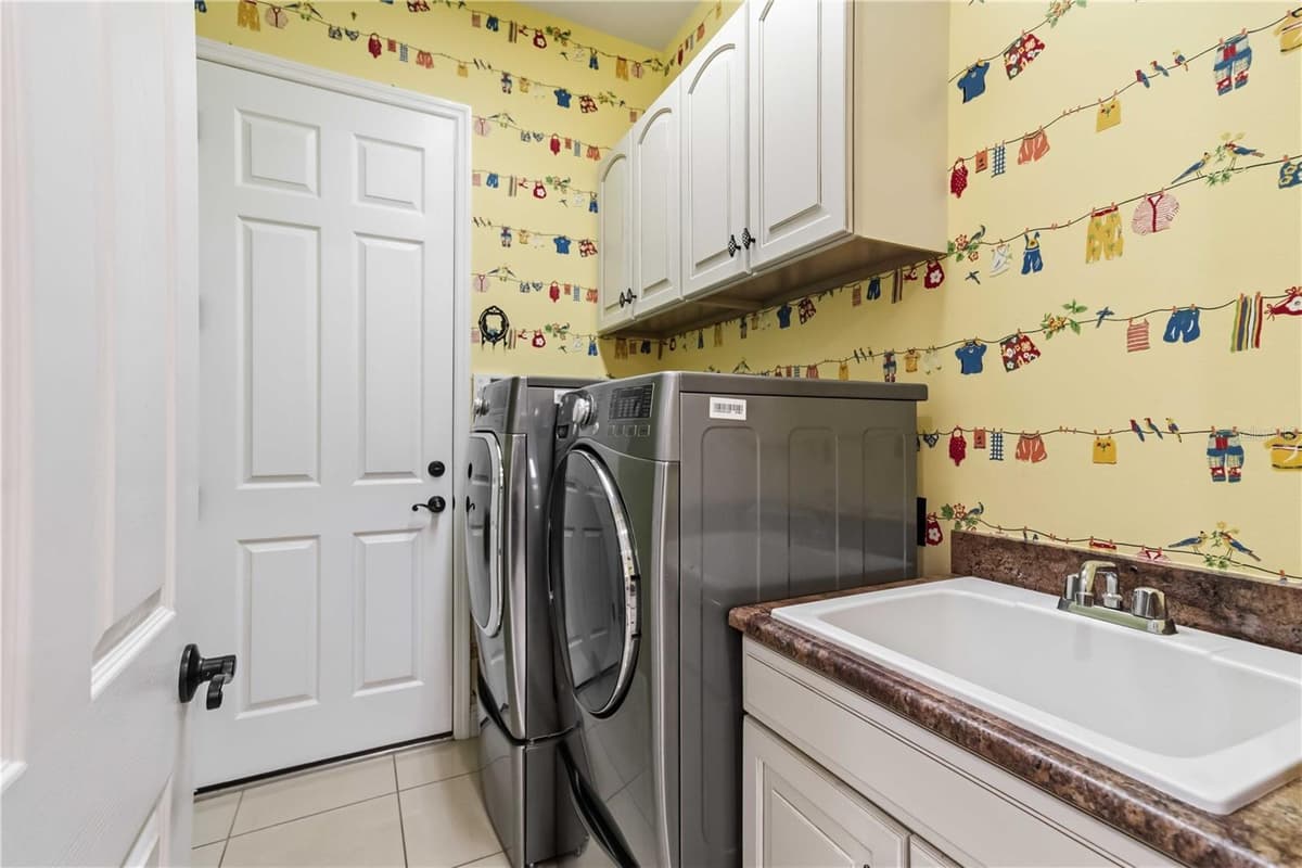 8057 RIO BELLA PLACE — photo 35 of 44