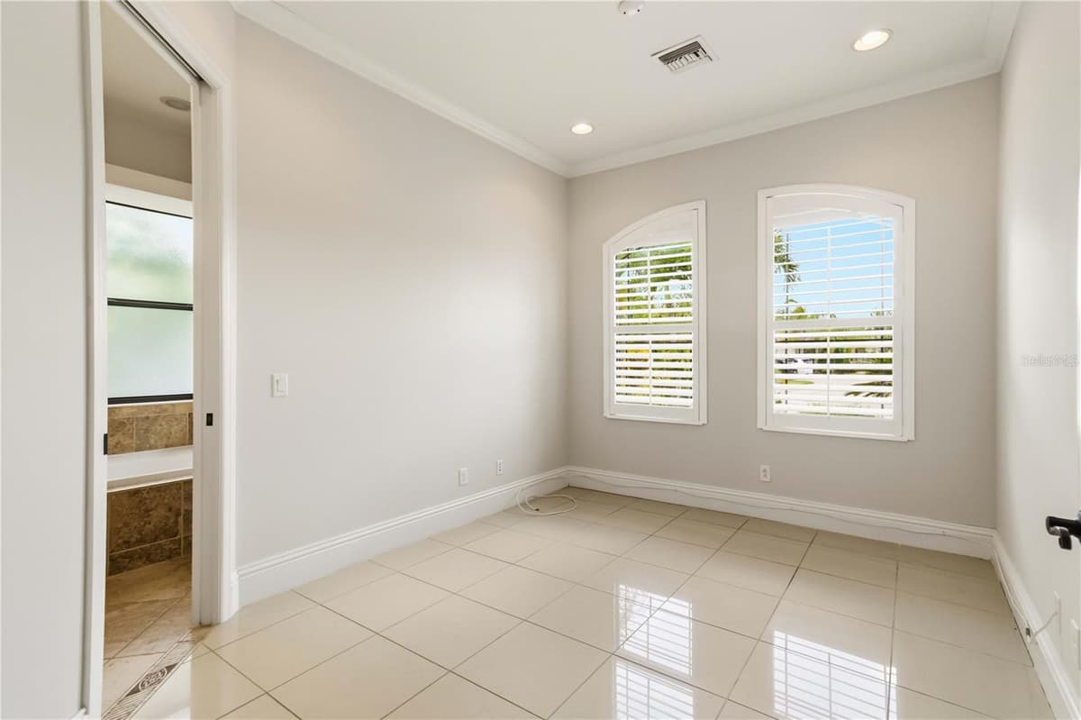 8057 RIO BELLA PLACE — photo 27 of 44