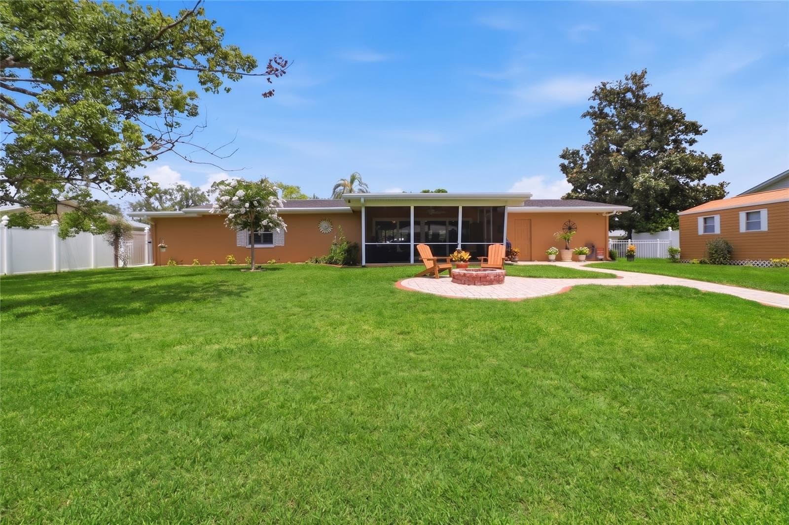 1302 PARADISE AVENUE — photo 34 of 59